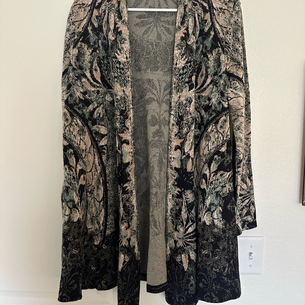 Elegant Black and Cream Women's Jacket